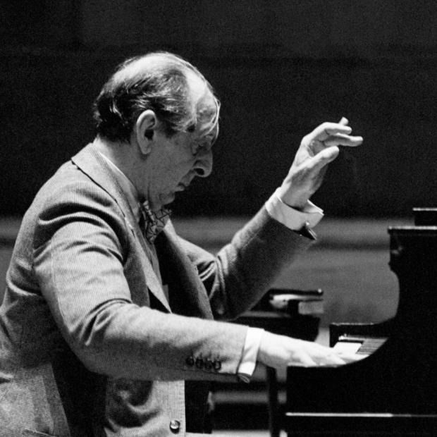 20140326 Vladimir Horowitz live in Toronto 1977_square.png